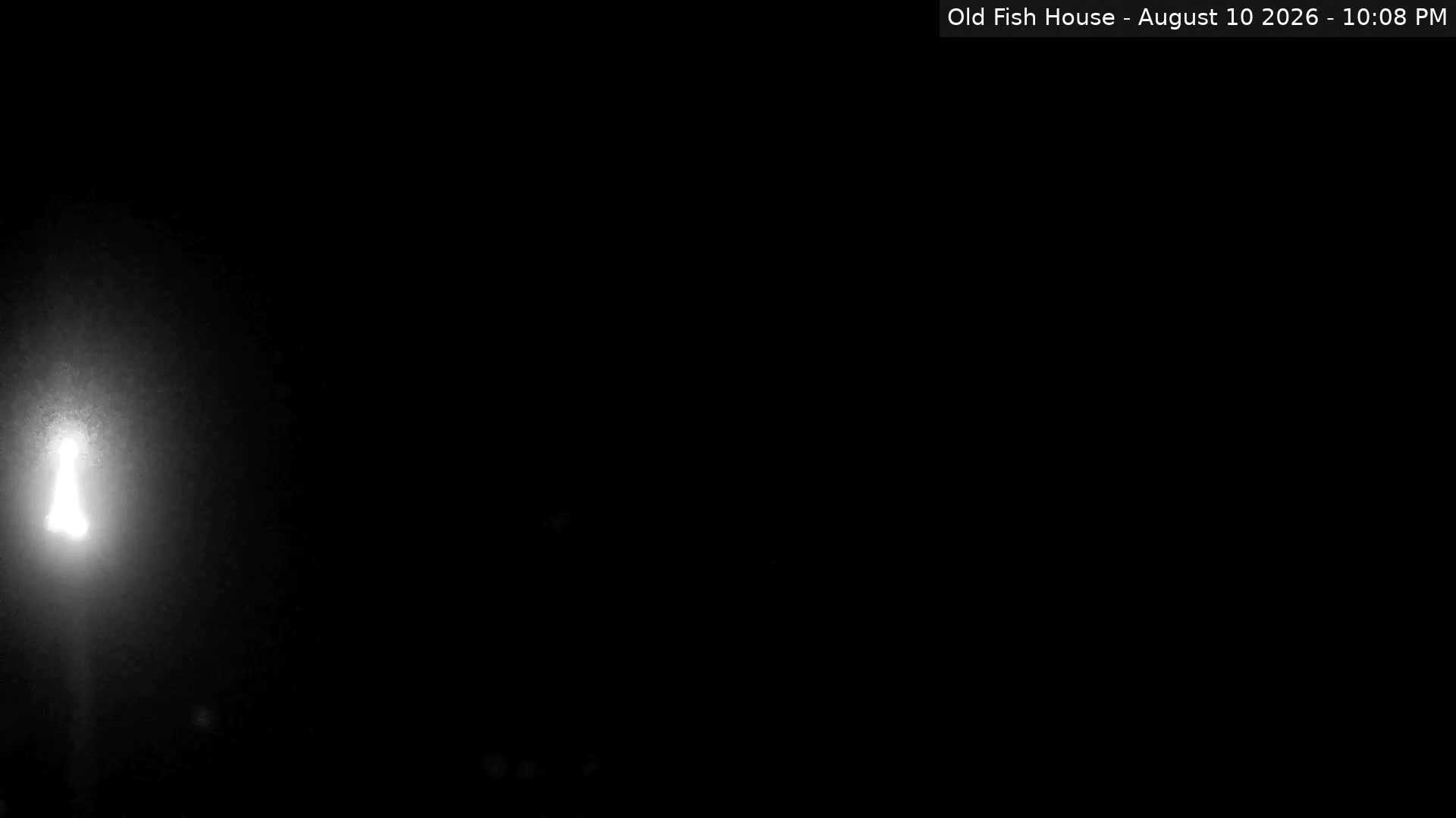 Live webcam: Huron Pier and River — Huron, OH